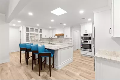 827 SW Kings Bay Drive, Crystal River, FL 34429 - Photo 12