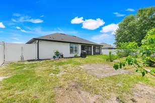 2412 Ainsworth Ave, Deltona, FL 32738 - Photo 32