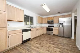 1675 Thornhill Cir, Oviedo, FL 32765 - Photo 12