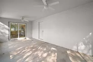 1500 Daybreak Dr, Fruitland Park, FL 34731 - Photo 14