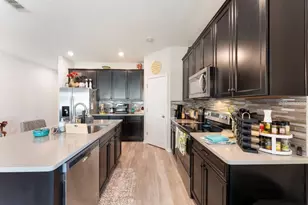 245 Messina Pl, Howey in the Hills, FL 34737 - Photo 10