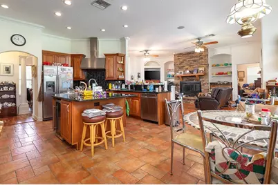 590 Crescent Street, Umatilla, FL 32784 - Photo 16