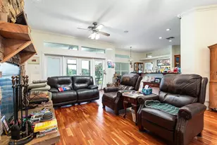590 Crescent St, Umatilla, FL 32784 - Photo 14