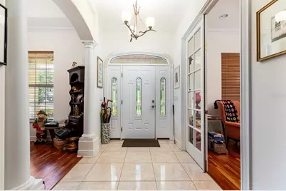 590 Crescent Street, Umatilla, FL 32784 - Photo 8