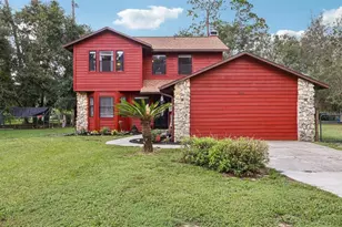 3040 Griffin View Dr, Lady Lake, FL 32159 - Photo 2