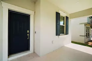 900 Carmillion Ct, Groveland, FL 34736 - Photo 4