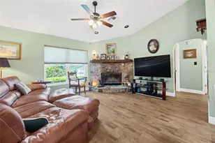 23416 Sunset View, Sorrento, FL 32776 - Photo 4