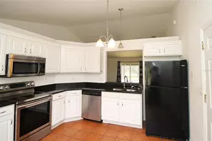 3710 Smith Rd, Groveland, FL 34736 - Photo 2