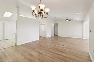 37149 Sandy Ln, Grand Island, FL 32735 - Photo 12