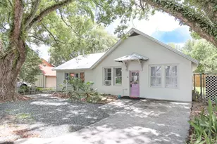 107 S Iona Dr, Fruitland Park, FL 34731 - Photo 18