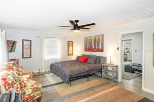 107 S Iona Dr, Fruitland Park, FL 34731 - Photo 10