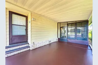 708 Coachman Drive, Leesburg, FL 34748 - Photo 4