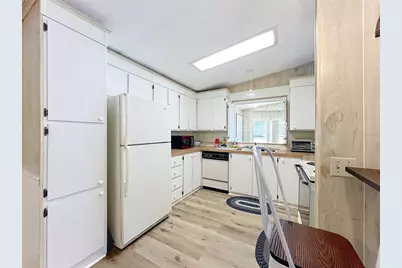 708 Coachman Drive, Leesburg, FL 34748 - Photo 18