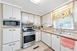 2621 Carpenter Pl, Leesburg, FL 34748 - Photo 12