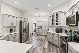 4406 Creighton Loop, The Villages, FL 32163 - Photo 8