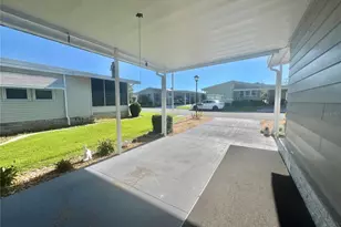 141 Bougainvillea Dr, Leesburg, FL 34748 - Photo 8