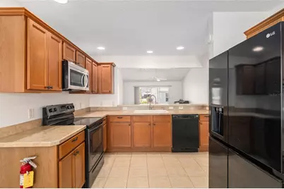 2519 Hanlon Terrace, The Villages, FL 32162 - Photo 8