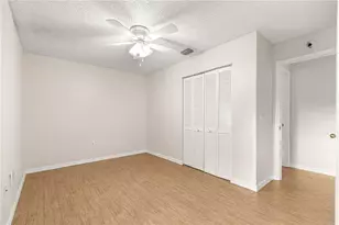 998 Hibiscus St, Lady Lake, FL 32159 - Photo 24