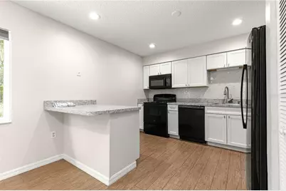 998 Hibiscus Street, Lady Lake, FL 32159 - Photo 18