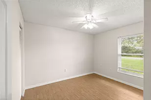 998 Hibiscus St, Lady Lake, FL 32159 - Photo 28