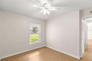 998 Hibiscus St, Lady Lake, FL 32159 - Photo 26