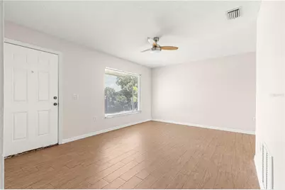 998 Hibiscus Street, Lady Lake, FL 32159 - Photo 12
