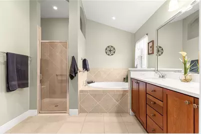 949 Isle Of Palms Path, The Villages, FL 32162 - Photo 36