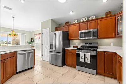 949 Isle Of Palms Path, The Villages, FL 32162 - Photo 22