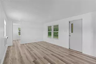 27301 Lemon Ave, Okahumpka, FL 34762 - Photo 12