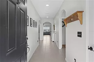 9777 Pepper Tree Trl, Wildwood, FL 34785 - Photo 4