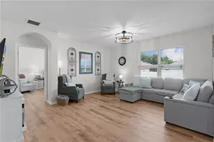 9777 Pepper Tree Trl, Wildwood, FL 34785 - Photo 6