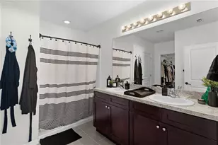 9777 Pepper Tree Trl, Wildwood, FL 34785 - Photo 20