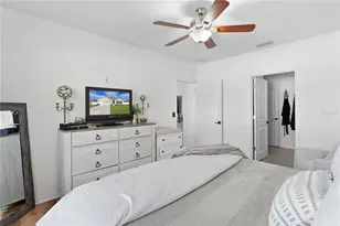 9777 Pepper Tree Trl, Wildwood, FL 34785 - Photo 18