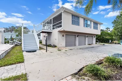 519 NW 7th Avenue, Crystal River, FL 34428 - Photo 2