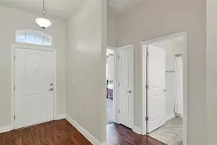 4229 Barnsley Ln, Tavares, FL 32778 - Photo 2