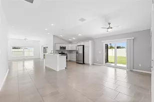 1712 Galloway Dr, The Villages, FL 32163 - Photo 8