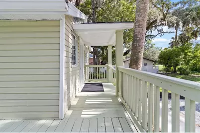 107 NE 4th Street, Crystal River, FL 34429 - Photo 8