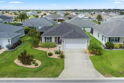 3258 Iiams Court, The Villages, FL 32163 - Photo 2