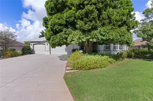 1078 Lakeview Ln, The Villages, FL 32162 - Photo 50