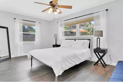 863 Bay Breeze Terrace, Largo, FL 33770 - Photo 10