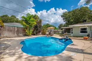 863 Bay Breeze Terrace, Largo, FL 33770 - Photo 6