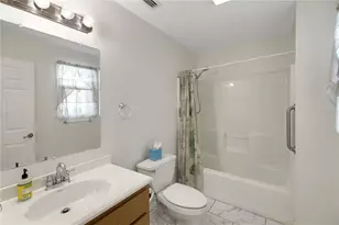 2901 Griffin View Dr, Lady Lake, FL 32159 - Photo 22