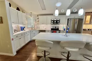 122 Tamarisk Way, Leesburg, FL 34748 - Photo 16