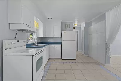 5627 Indiana Drive, Lady Lake, FL 32159 - Photo 8