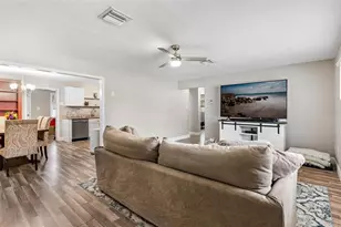 398 Rose St, Umatilla, FL 32784 - Photo 4