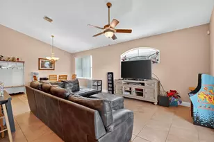 4877 Grassy Knoll Dr, Tavares, FL 32778 - Photo 14