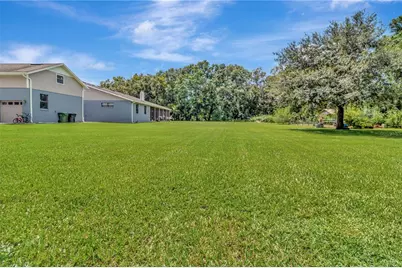 384 E Kings Highway, Center Hill, FL 33514 - Photo 12
