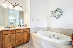 38634 Lakeview Walk, Lady Lake, FL 32159 - Photo 20