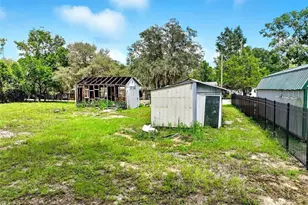 16130 SE 252nd Terrace, Umatilla, FL 32784 - Photo 14