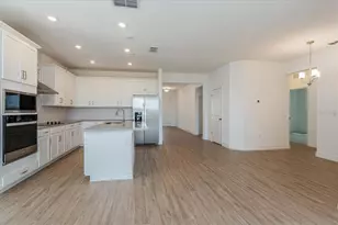 776 Sunshower Dr, Lady Lake, FL 32159 - Photo 6